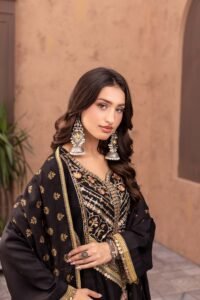 Black Virsa 3-Piece (ZR-2581)