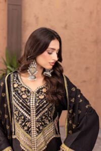 Black Virsa 3-Piece (ZR-2581)